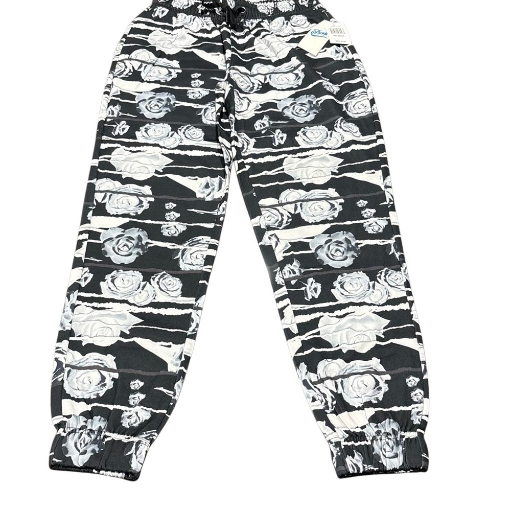 Fresh‎ Prints of Bel Air Joggers Pants Black White Rose Stripe Medium Pockets